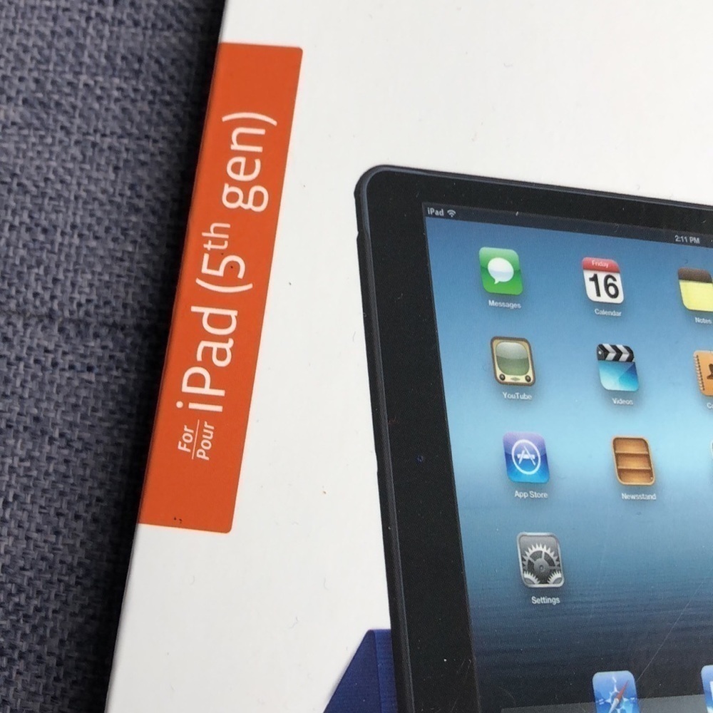 Cyrene Mac ultra this protection case for iPad 5th gen - Picture 2 of 5
